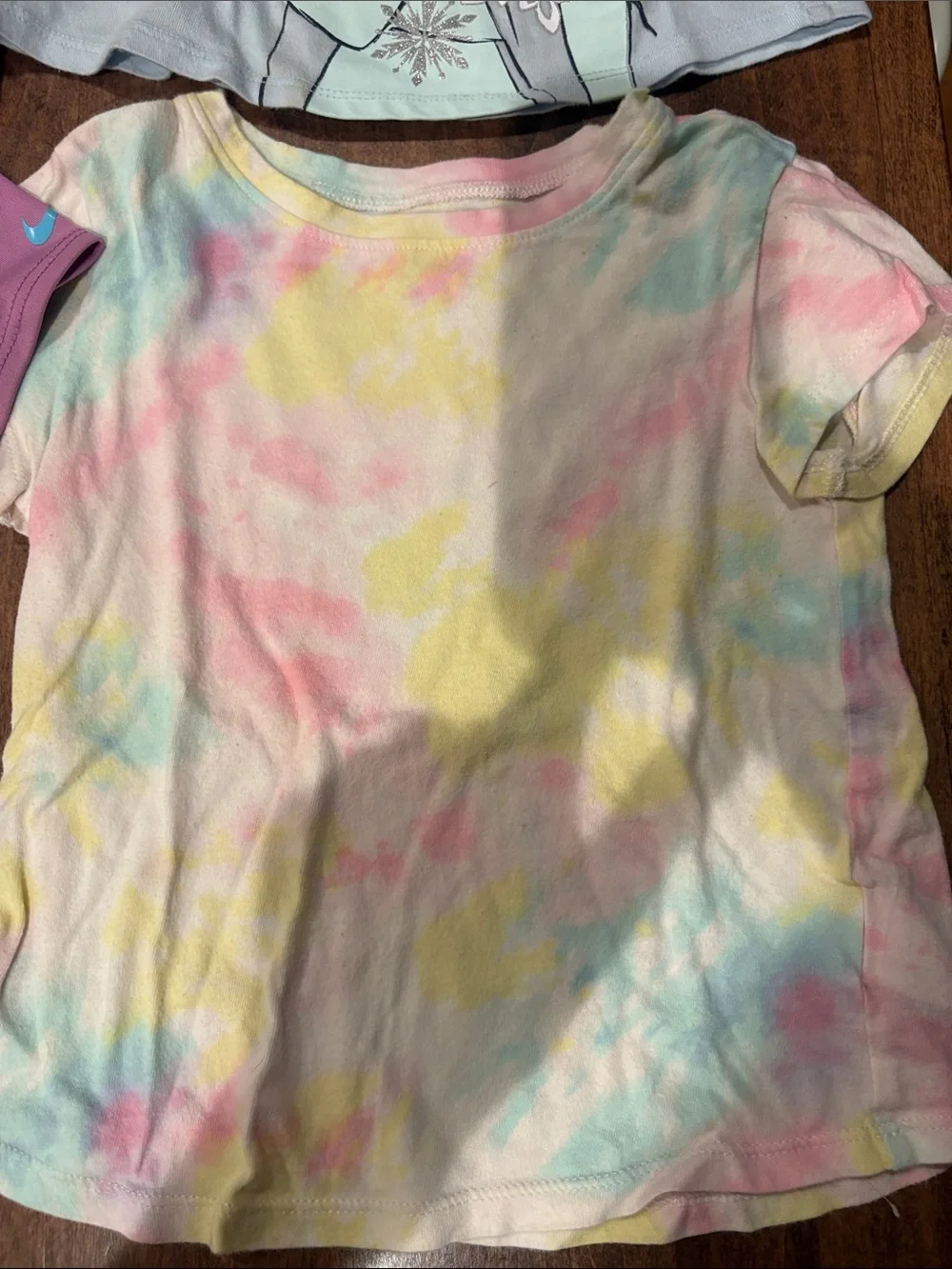 Girls' Tee Lot — x8 Nike, Life is good, Disney